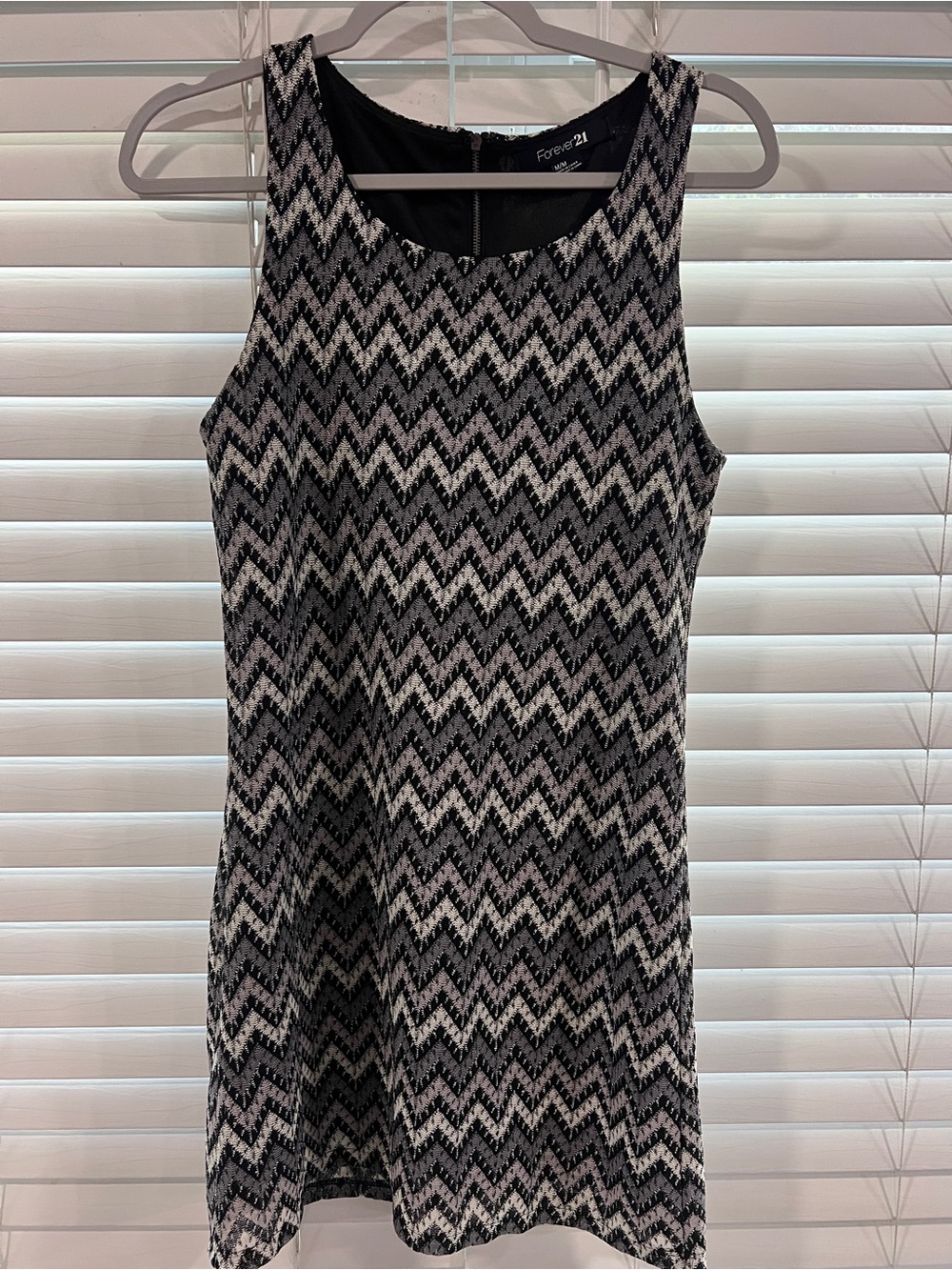 Forever 21 Chevron Fit & Flare Sleeveless Knit Dress | Black Gray | Size M